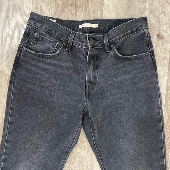 Levi’s Women’s Middy Straight Leg Mid Rise Jeans Black Denim - Picture 2 of 6